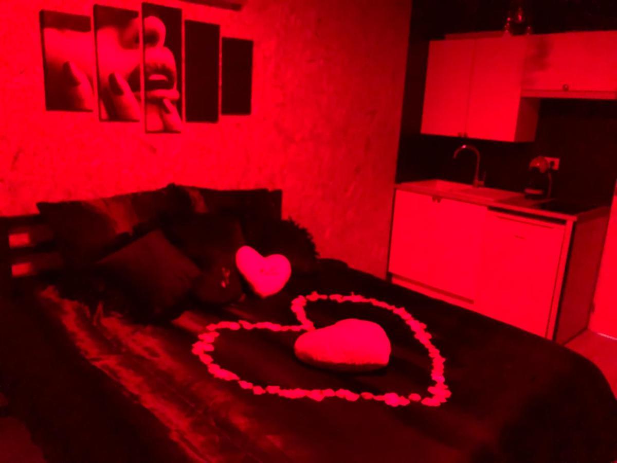 Mini Love Room Jacuzzi Privatif Urimenil Dış mekan fotoğraf