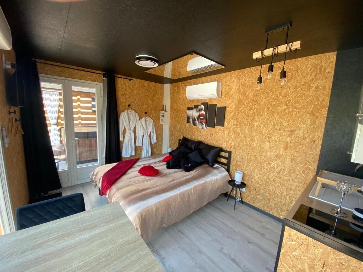 Mini Love Room Jacuzzi Privatif Urimenil Dış mekan fotoğraf